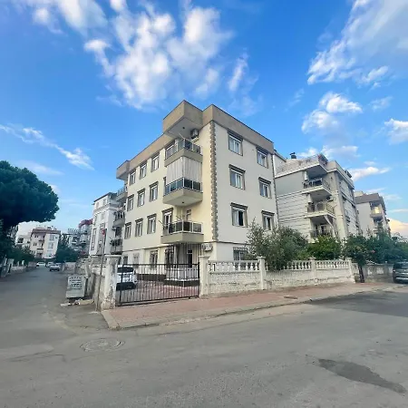 Appartement 2 Bedroom Family In The City Center